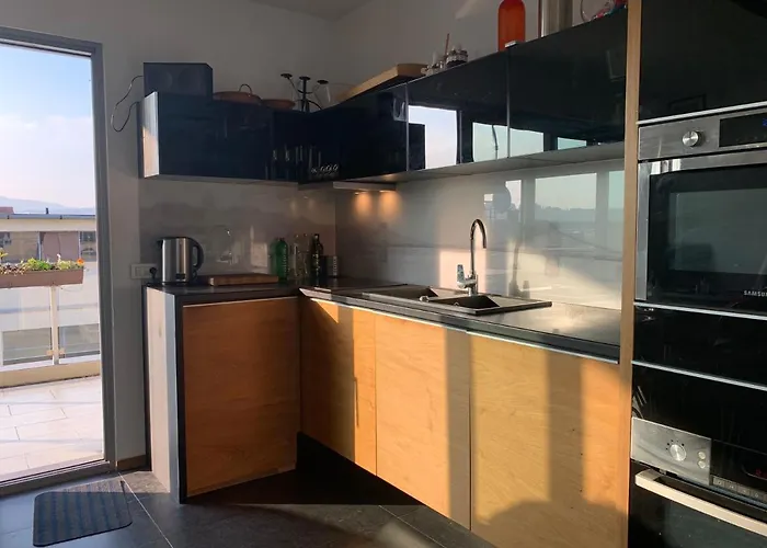 Apartament Parliament Penthouse *