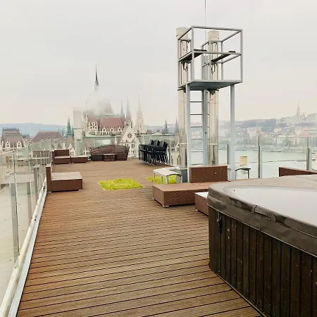 Parliament Penthouse Budapešť