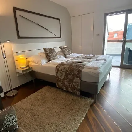 Apartment Parliament Penthouse Budapest